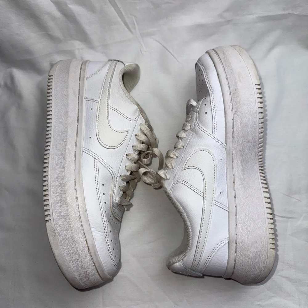 Nike Court Vision Alta LTR women's platform sneaker shoes size 10